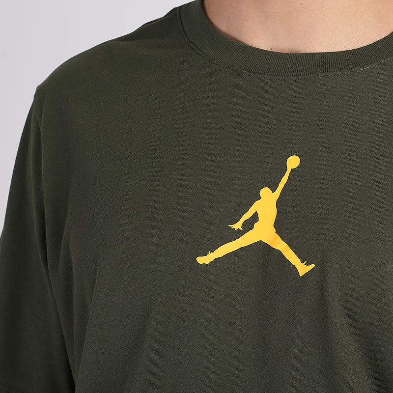мужская зеленая футболка Jordan Jumpman Dri-FIT Short Sleeve Crew CW5190-325 - цена, описание, фото 4